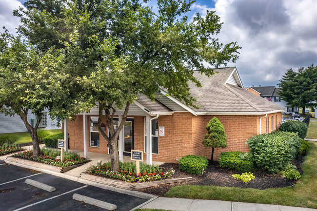 River Valley in Lancaster, OH - Foto de edificio - Building Photo