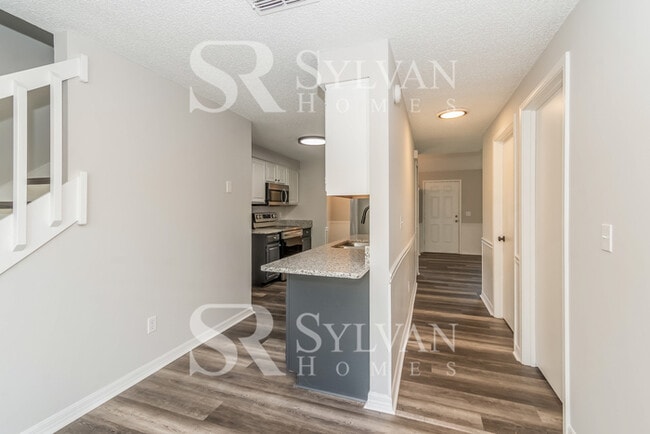 7941 Campbell Town Ct in Jacksonville, FL - Building Photo - Building Photo