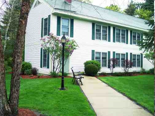 Gilmore Court Apartments in Jaffrey, NH - Foto de edificio - Building Photo