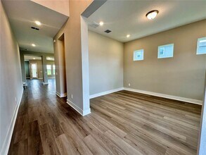 16477 Silver Brook Wy in Winter Garden, FL - Building Photo - Building Photo