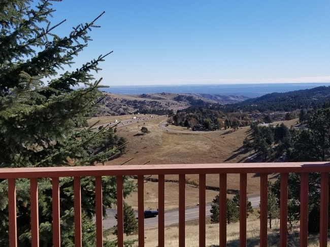 property at 556 Ridgeside Dr