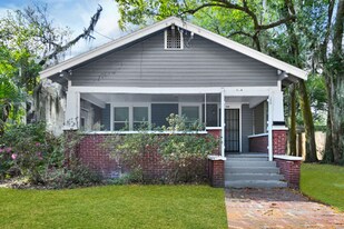 326 Basswood St in Jacksonville, FL - Building Photo