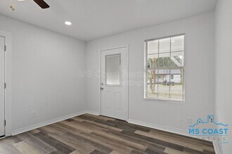 340 Hiller Dr in Biloxi, MS - Building Photo - Building Photo