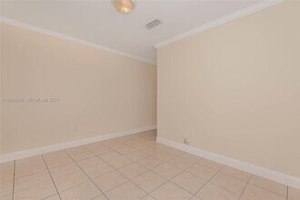 4472 NW 159th St in Miami Gardens, FL - Building Photo - Building Photo