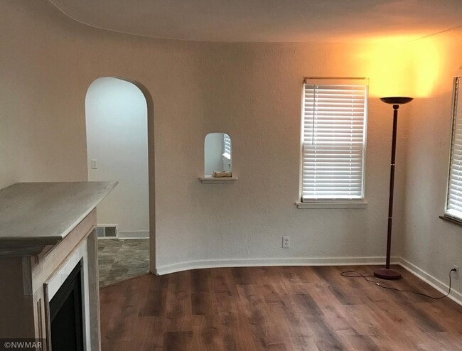 1105 Roosevelt Rd SE in Bemidji, MN - Building Photo - Building Photo