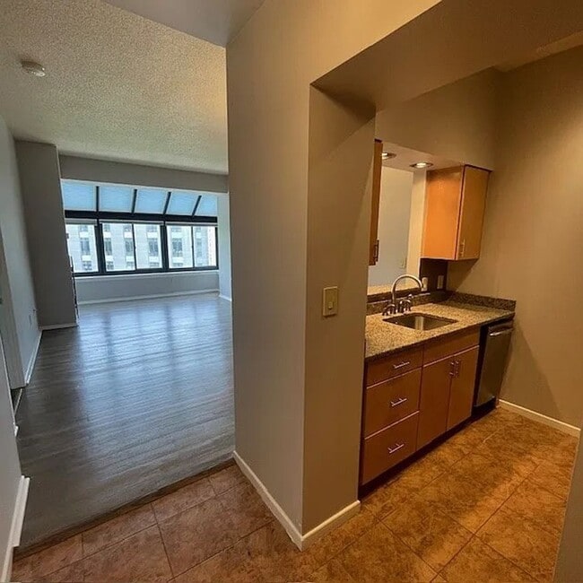 2111 Wisconsin Ave NW in Washington, DC - Building Photo - Building Photo