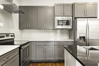 2403 Branch St in Nashville, TN - Building Photo - Building Photo