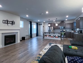 3538 SE Reed Dr in Hillsboro, OR - Building Photo - Building Photo