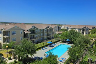 Saddle Ridge in San Antonio, TX - Foto de edificio - Building Photo