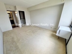 2333 Kapiolani Blvd in Honolulu, HI - Building Photo - Building Photo