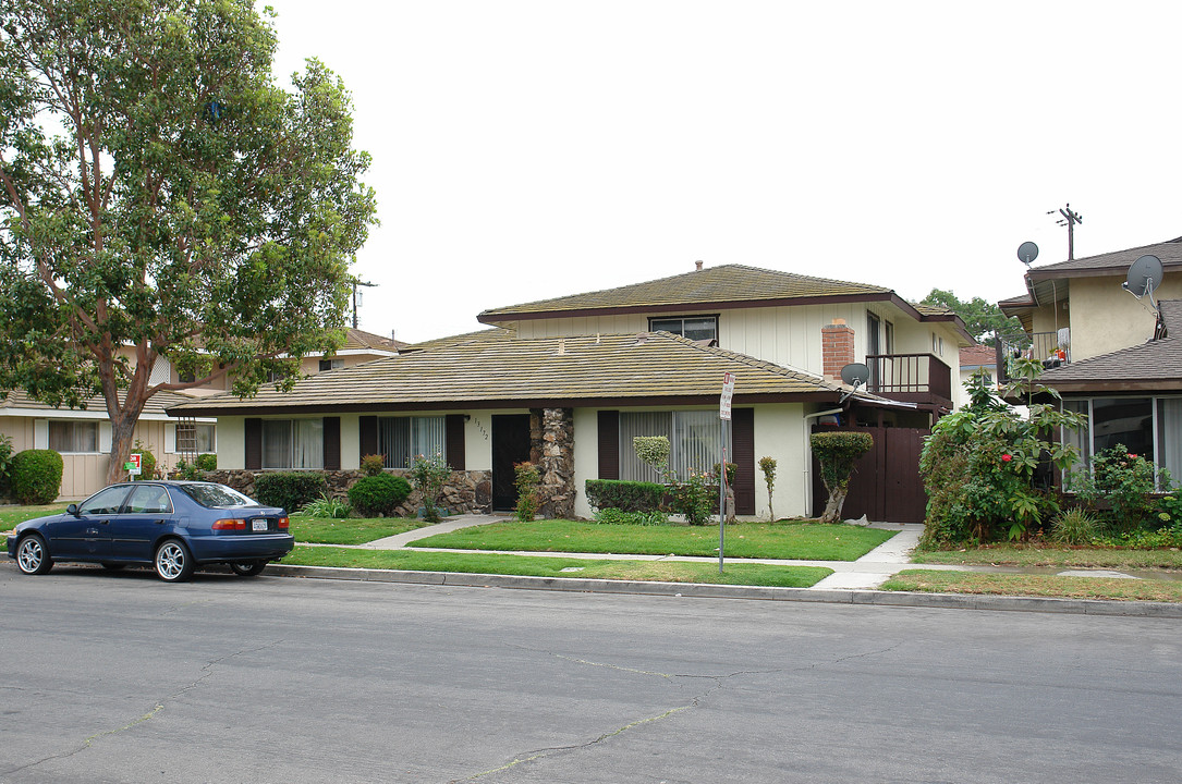 13172 Newport Ave in Garden Grove, CA - Building Photo