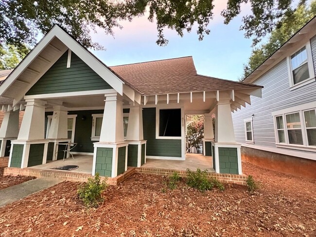 property at 490 Barnett Shoals Rd