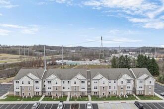 Boundary Lofts in Cranberry Township, PA - Foto de edificio - Building Photo