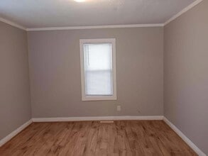 4717 Willow Dr in Lake Station, IN - Building Photo - Building Photo