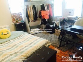 349 Pleasant St in Malden, MA - Building Photo