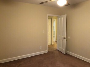 29 E Bayshore Blvd in Jacksonville, NC - Building Photo - Building Photo