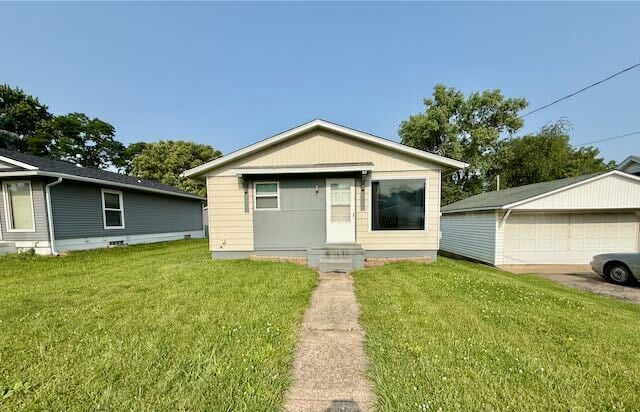 property at 3919 N Boulevard Ave