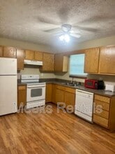 136 Mt Vernon Ln in Hurricane, WV - Building Photo - Building Photo