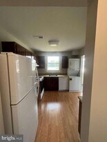 28 Florence Tollgate