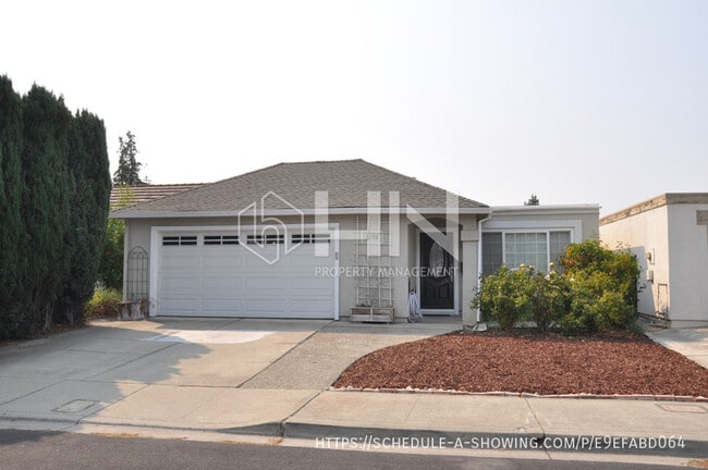 2198 Goldcrest Cir