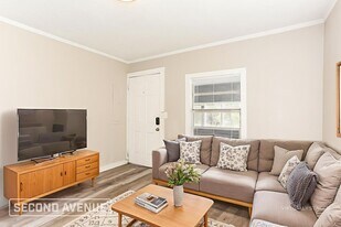 2011 W 15th St in Jacksonville, FL - Building Photo