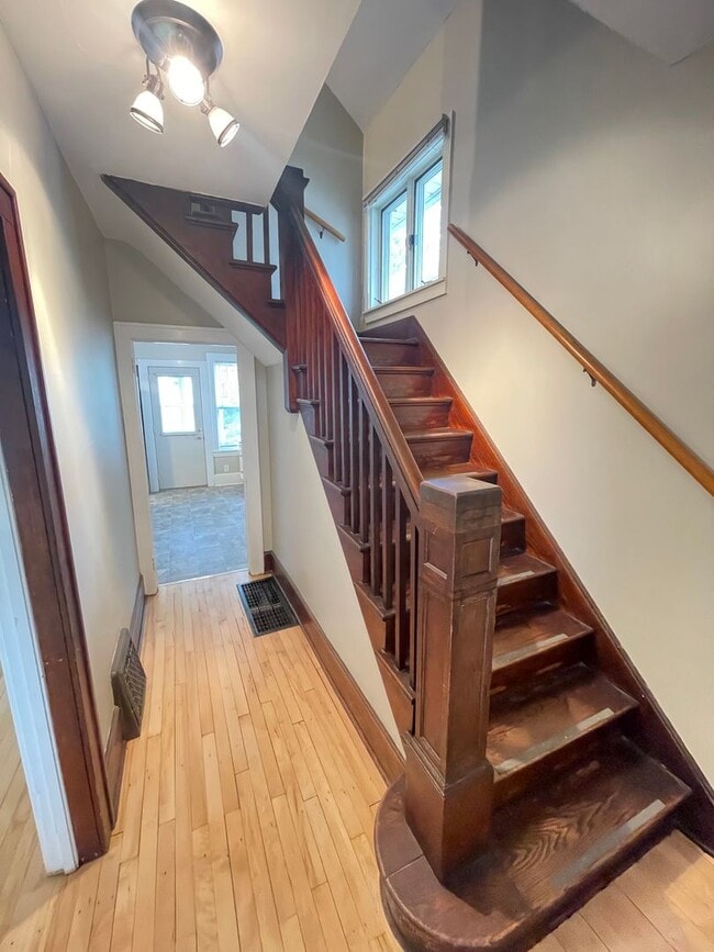 property at 1315 E 8th St