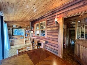 84 Bear Wallow Dr in Spruce Pine, NC - Building Photo - Building Photo