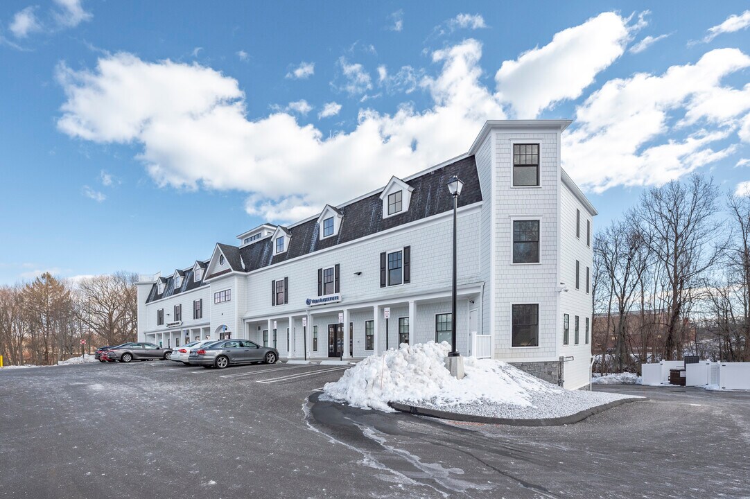 The Lux Apartments in Milford, CT - Building Photo