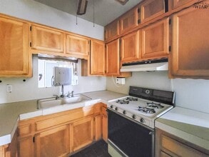 1421 Deville St in Wichita Falls, TX - Building Photo - Building Photo