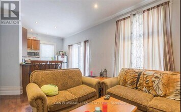 16 Inverlea St in Peterborough, ON - Building Photo - Building Photo