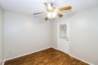 2145 Bobolink Trail in Memphis, TN - Building Photo - Building Photo