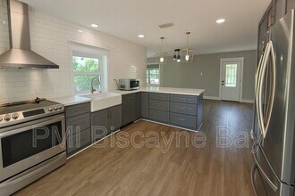 1309 NW 89th Dr in Coral Springs, FL - Building Photo - Building Photo