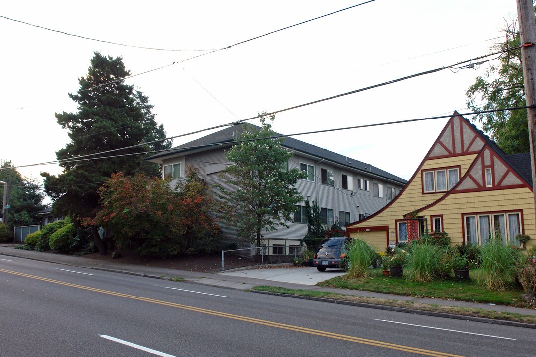 1423-1437 NE 47th Ave in Portland, OR - Building Photo