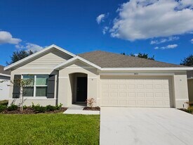 8415 Clearway Dr in Wildwood, FL - Building Photo