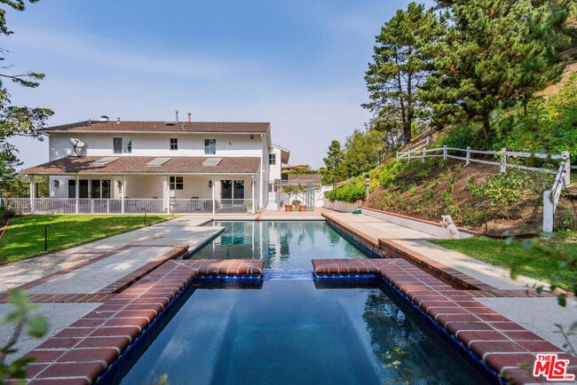 property at 10821 Savona Rd