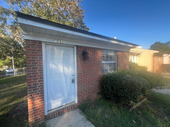 property at 2500 Mar Ct