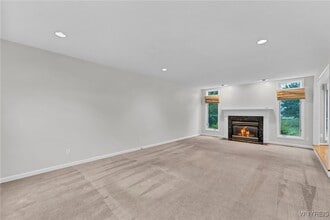 98 San Fernando Ln in East Amherst, NY - Building Photo - Building Photo