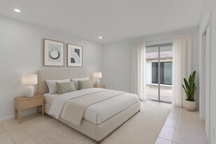 315 NW 36th Ave in Deerfield Beach, FL - Building Photo