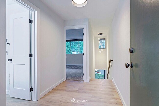 13772 NE 60th St, Unit 183 in Redmond, WA - Building Photo - Building Photo