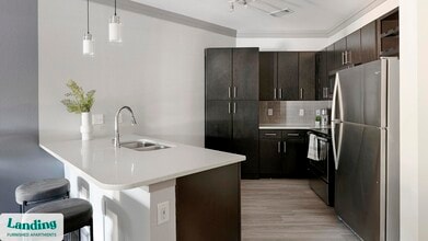 6300 FM 423 in Frisco, TX - Foto de edificio - Building Photo