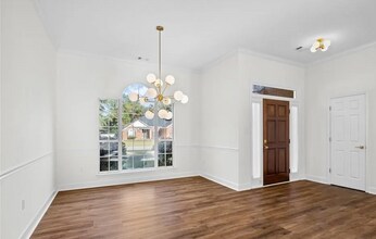 198 Harbour Ln in Richmond Hill, GA - Foto de edificio - Building Photo