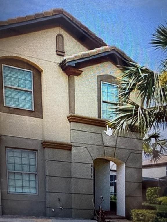 property at 8894 Geneve Ct
