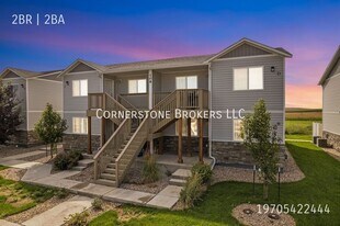 106 Parkview Ct in Wiggins, CO - Building Photo