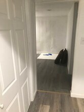 4 Cedar Springs Ct in Catonsville, MD - Foto de edificio - Building Photo