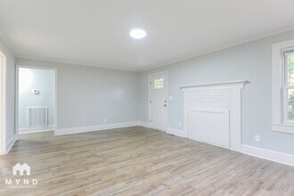 400 Cherry St in Belmont, NC - Building Photo - Building Photo