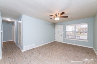 935 S Wood Ave in Fayetteville, AR - Building Photo - Building Photo