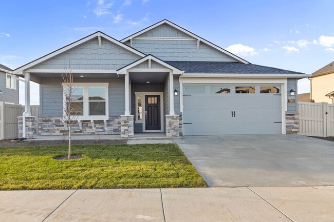 property at 7565 W Itasco Dr
