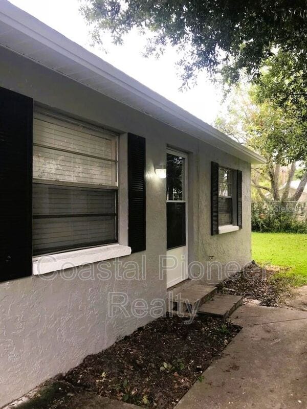 property at 6405 S Roberts Ave