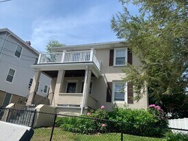 40 Sterling Rd in Waltham, MA - Building Photo