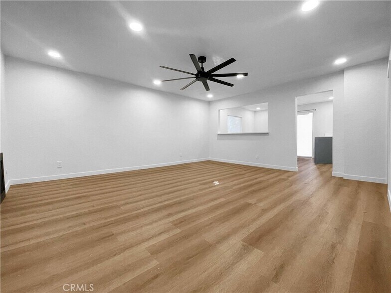 1335 139th St, Unit 101 in Gardena, CA - Foto de edificio